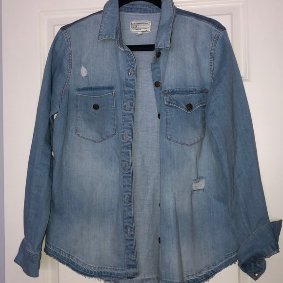 Current/Elliott Jackets & Blazers - Current Elliot denim distressed jacket